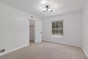 841 Brookwood Dr, Dallas, TX 75224 - Photo 11