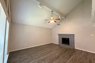 4910 Kelso Ln, Garland, TX 75043 - Photo 3