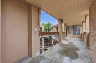 5550 Spring Valley Rd, Dallas, TX 75254 - Photo 17