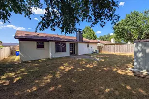 6412 Grasshopper Dr, Watauga, TX 76148 - Photo 25