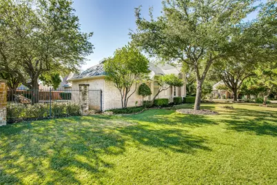 801 Shorecrest Drive, Southlake, TX 76092 - Photo 5