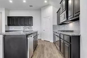 5928 Lovills Creek, Fort Worth, TX 76179 - Photo 11
