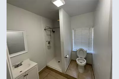 202 W Pembroke Avenue, Dallas, TX 75208 - Photo 7