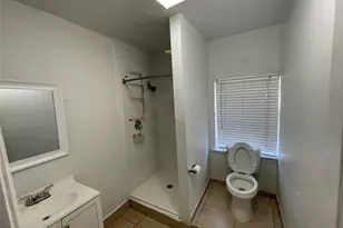 202 W Pembroke Ave, Dallas, TX 75208 - Photo 7