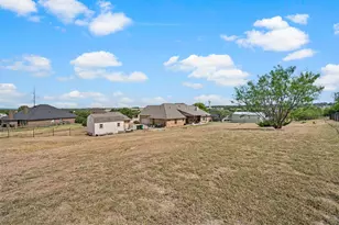 1110 Mt Ln, Rhome, TX 76078 - Photo 33