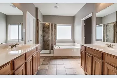 5730 Grosseto Drive, Frisco, TX 75034 - Photo 7
