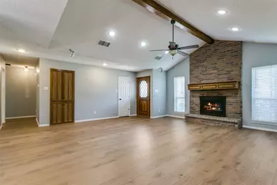 8 Winding Creek Court, Trophy Club, TX 76262 - Photo 3