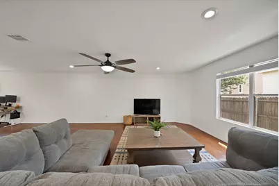 1015 Crow Court, Dallas, TX 75051 - Photo 7