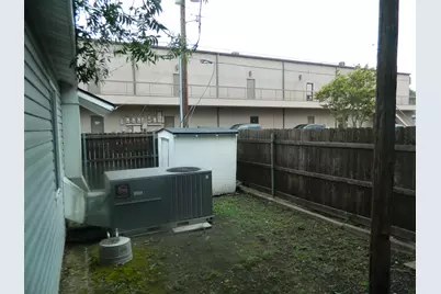 306 W 6th Street, Waxahachie, TX 75165 - Photo 13