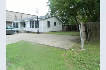 306 W 6th Street, Waxahachie, TX 75165 - Photo 3