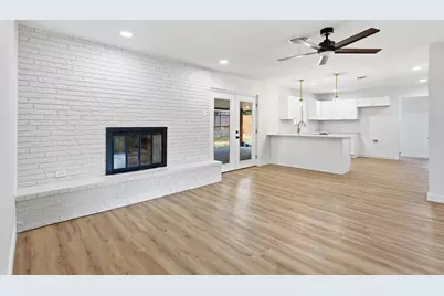 5512 Westcreek Drive, Fort Worth, TX 76133 - Photo 9