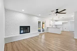 5512 Westcreek Dr, Fort Worth, TX 76133 - Photo 9