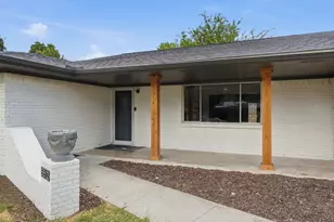5512 Westcreek Dr, Fort Worth, TX 76133 - Photo 3