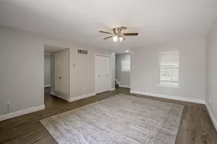 2203 Sheraton Dr, Carrollton, TX 75007 - Photo 9