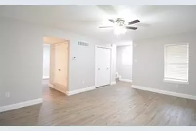2203 Sheraton Drive, Carrollton, TX 75007 - Photo 5