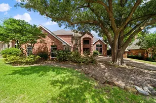 917 Hills Creek Dr, McKinney, TX 75072 - Photo 1