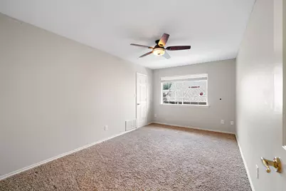 917 Hills Creek Drive, McKinney, TX 75072 - Photo 21