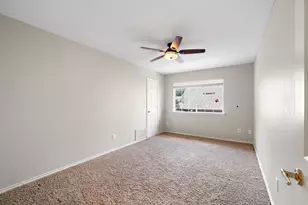 917 Hills Creek Dr, McKinney, TX 75072 - Photo 21