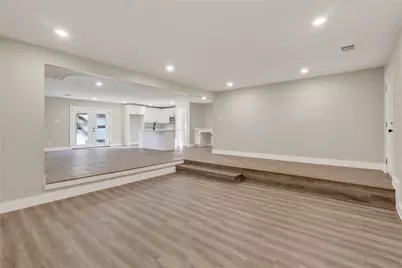 209 W 9th Street, Kemp, TX 75143 - Photo 5