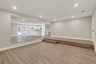 209 W 9th St, Kemp, TX 75143 - Photo 5