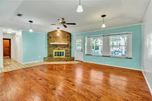 306 Woodlawn Dr, Keene, TX 76059 - Photo 9