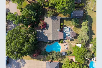 306 Woodlawn Drive, Keene, TX 76059 - Photo 31