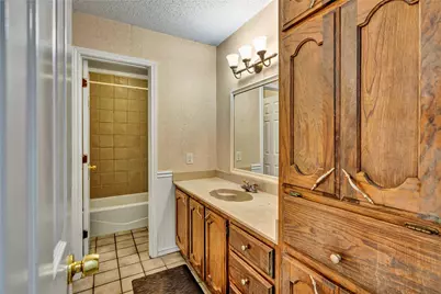 306 Woodlawn Drive, Keene, TX 76059 - Photo 17