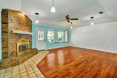 306 Woodlawn Drive, Keene, TX 76059 - Photo 7