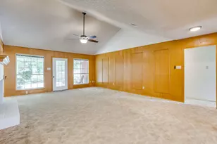 22011 Pebble Dr, Whitney, TX 76692 - Photo 9