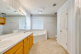 22011 Pebble Dr, Whitney, TX 76692 - Photo 29