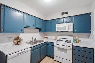 1401 Forest Edge Drive #8, Arlington, TX 76013 - Photo 15