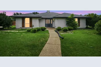 2005 Yorkstown Drive, Ennis, TX 75119 - Photo 1