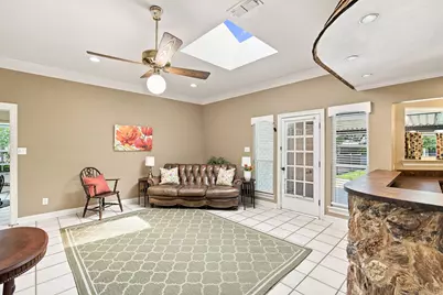 2005 Yorkstown Drive, Ennis, TX 75119 - Photo 11