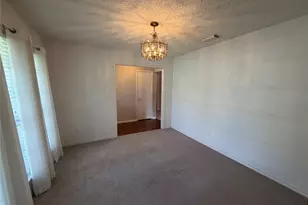 910 Village Green Dr, Rockwall, TX 75087 - Photo 5