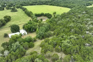 300 E 3rd St, Iredell, TX 76649 - Photo 5