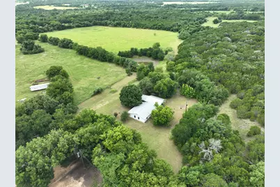 300 E 3rd Street, Iredell, TX 76649 - Photo 7