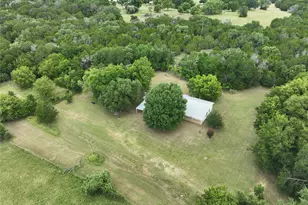 300 E 3rd St, Iredell, TX 76649 - Photo 3