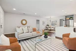 1043 N Edgefield Ave, Dallas, TX 75208 - Photo 5