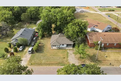 302 Gene Autry Drive, Tioga, TX 76271 - Photo 21