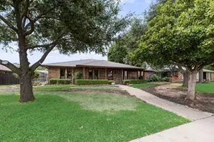 2520 Coleshire Dr, Plano, TX 75075 - Photo 1