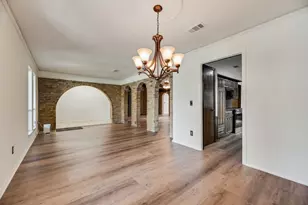 2520 Coleshire Dr, Plano, TX 75075 - Photo 11