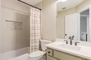 11936 Gladstone Ct, Frisco, TX 75035 - Photo 31