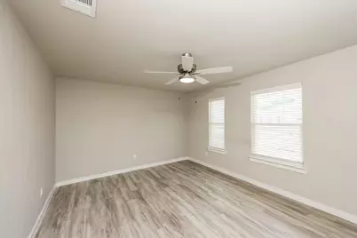 622 Ava Trail, Lewisville, TX 75057 - Photo 9