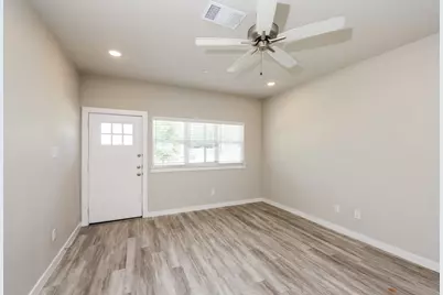 622 Ava Trail, Lewisville, TX 75057 - Photo 3
