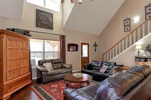 233 Castle Dr, Pottsboro, TX 75076 - Photo 5