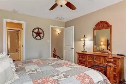 233 Castle Drive, Pottsboro, TX 75076 - Photo 11