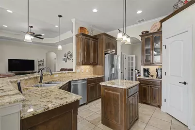 149 Meadow Arbor Drive, Weatherford, TX 76085 - Photo 11