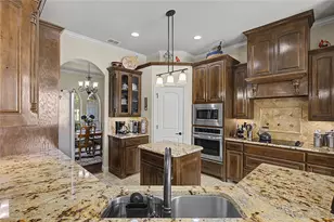 149 Meadow Arbor Dr, Weatherford, TX 76085 - Photo 7
