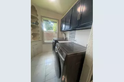 3819 Roseland Avenue, Dallas, TX 75204 - Photo 9