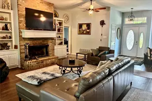 1408 Island Village Ct, Granbury, TX 76048 - Photo 11